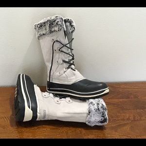 Khombu suede leather boots with faux fur